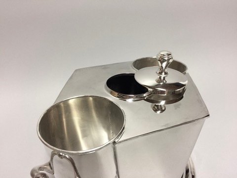 酒柜 -  两瓶酒柜，采用Art Deco风格，中央设有冰块隔层。 - 镀银黄铜 #4.3