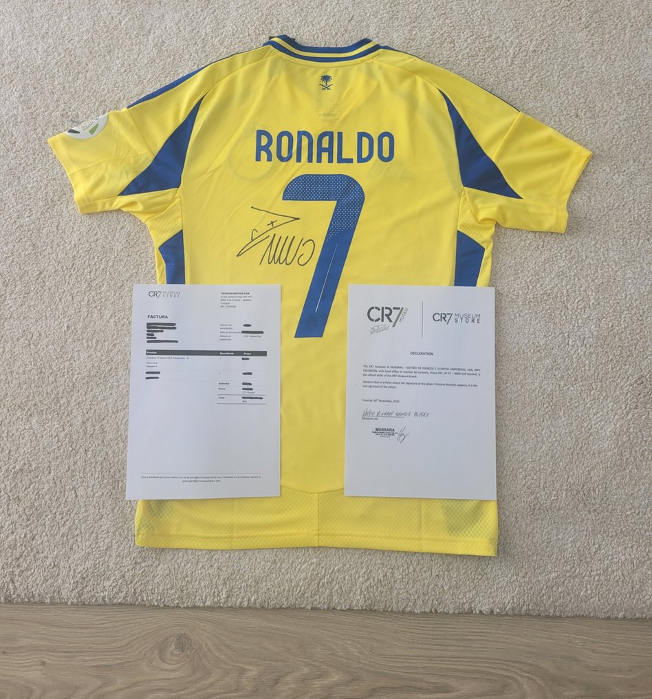 Al-Nassr - 克里斯蒂亚诺·罗纳尔多 - 签名T恤。2024/25  #1.0