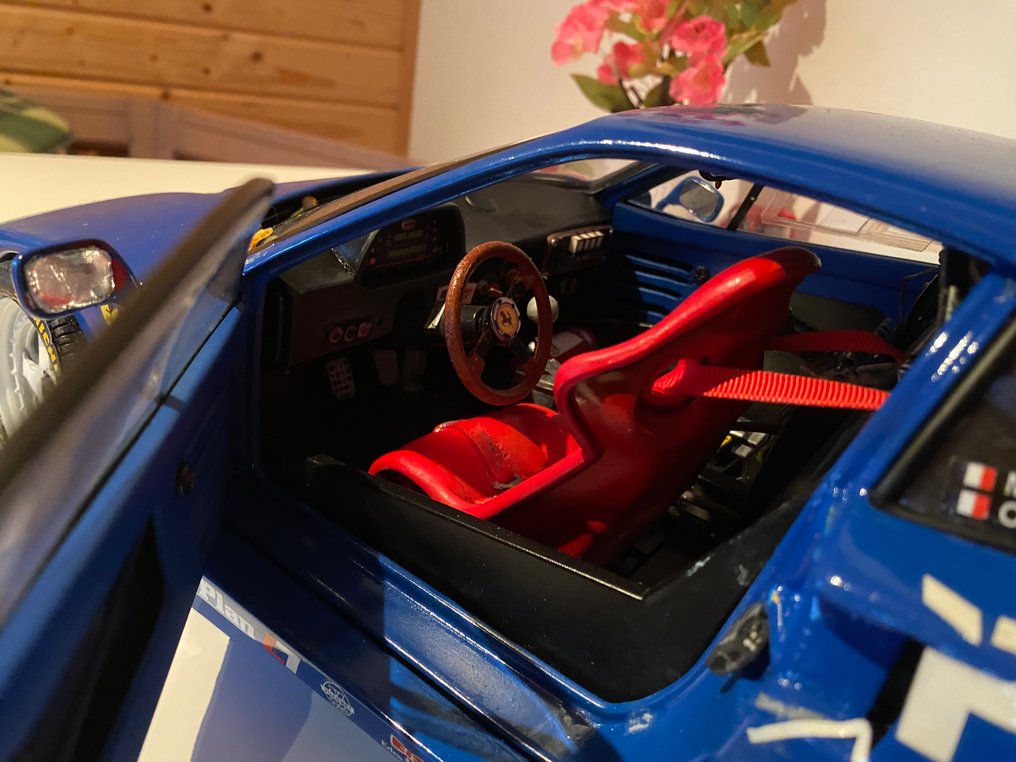 Pocher 1:8 - Model car - Ferrari F40 - Pilot #4.3