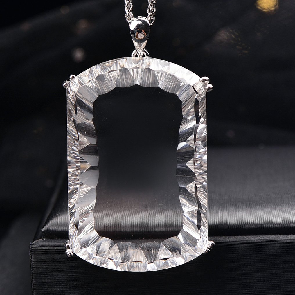 ALGT Certified - Huge and Masterful Natural Quartz Pendant - Notable for its exceptionally radiant clarity- 50.91 g #1.0