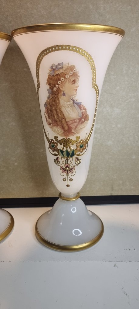 花瓶 (2)  - 乳白玻璃 - 一对法国花瓶 #4.3