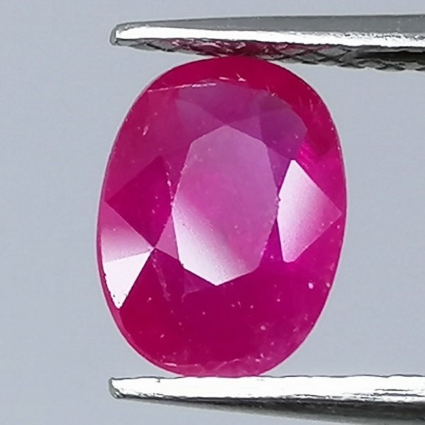 Piros Rubin - 0.91 ct - Instituto Gemólogico Español (IGE) #3.2
