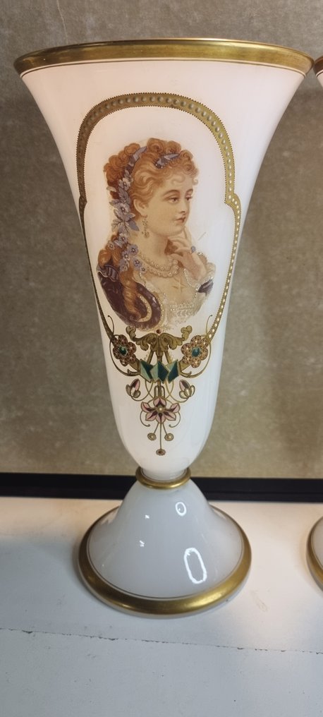 花瓶 (2)  - 乳白玻璃 - 一对法国花瓶 #3.2