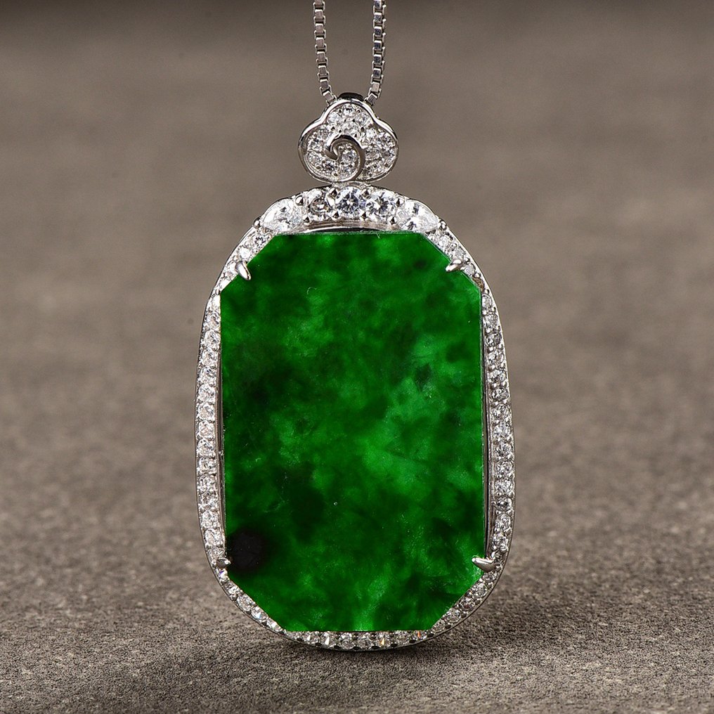 认证未处理翡翠吊坠（A货） 艺术与自然优雅的完美融合- 4.41 g #1.0