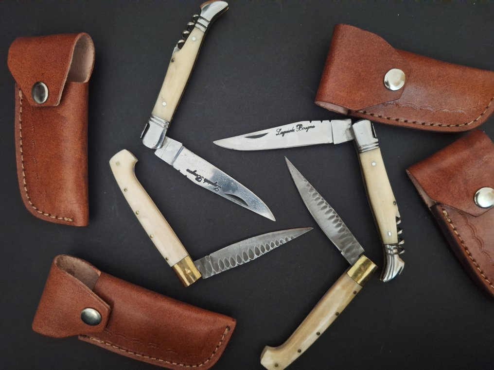 K.Roman K.Romain - 廚刀 - Kitchen knife set -  意大利帕塔达和法国拉格伊奥尔的Bougna刀具精品，制造撒丁岛刀具。 - 黄铜骨不锈钢 - 法國 - 由 K Romain 设计 #1.0