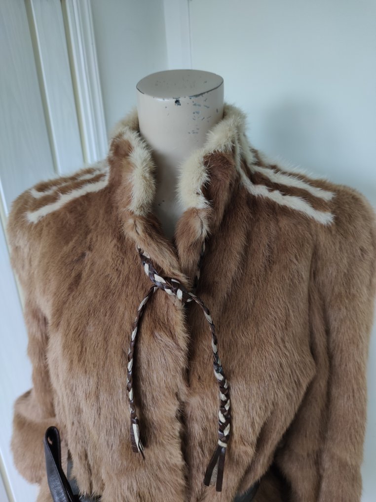 Artisan Furrier - 皮毛大衣 #1.0