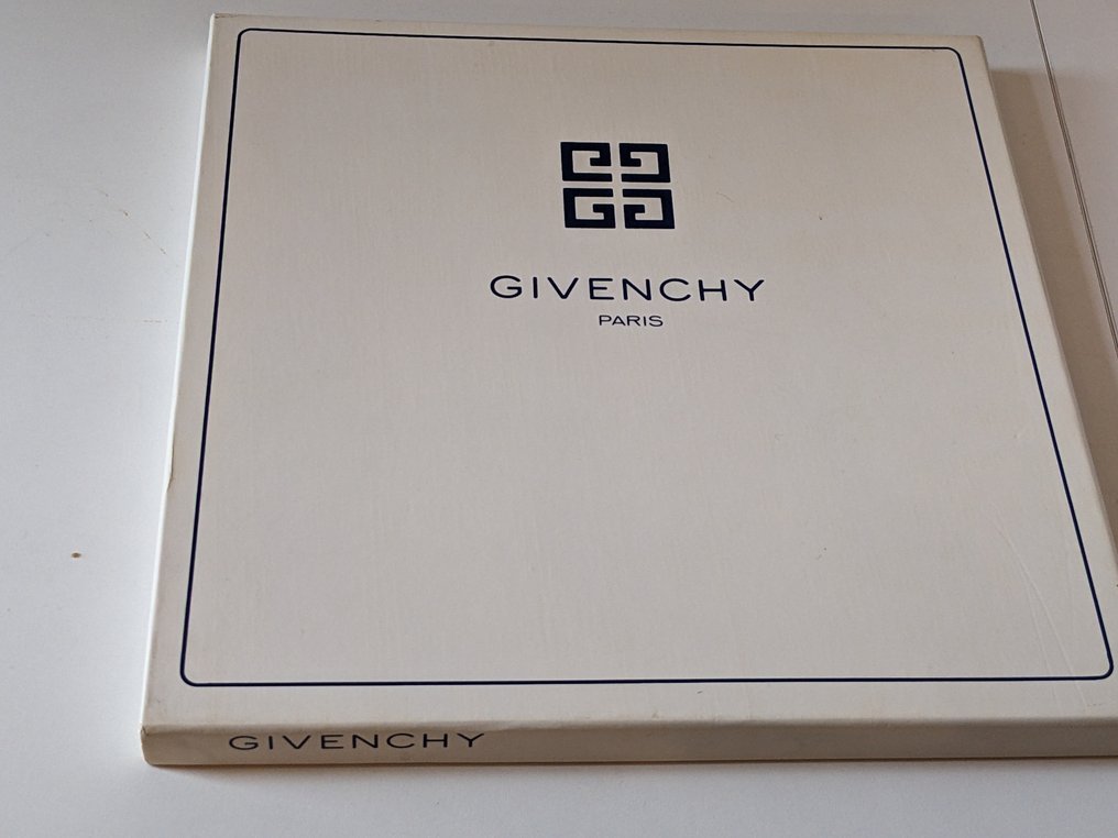 Givenchy - Foulard #2.1
