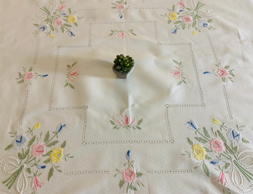 Toalha de mesa (9)  - 170 cm - 170 cm - Toalha de mesa redonda bordada #1.0