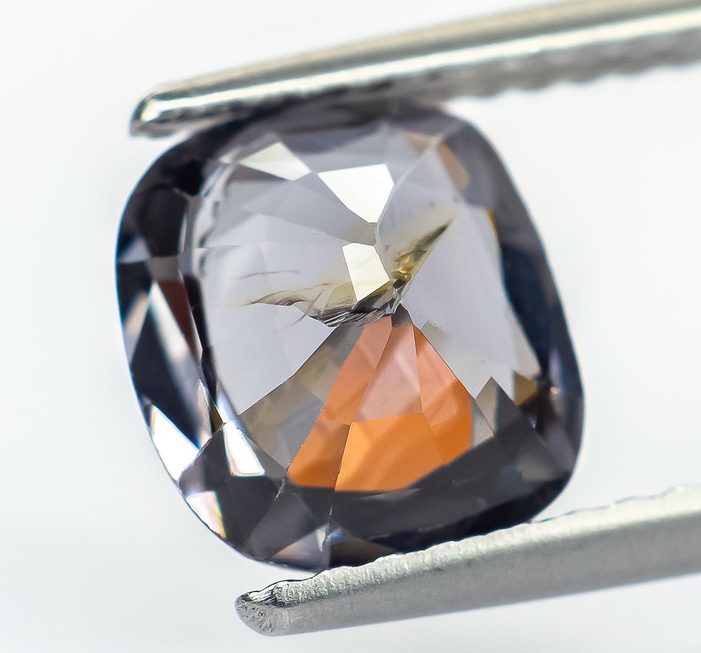Fără preț de rezervă Spinel - 1.69 ct - GRA (Laboratorul de analiză a pietrelor prețioase din Anvers) - Gray (Burma) #3.2