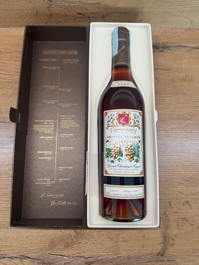 Hennessy - Private Reserve 1865 - Lot no. 2   - b. 2005  - 70cl #3.2