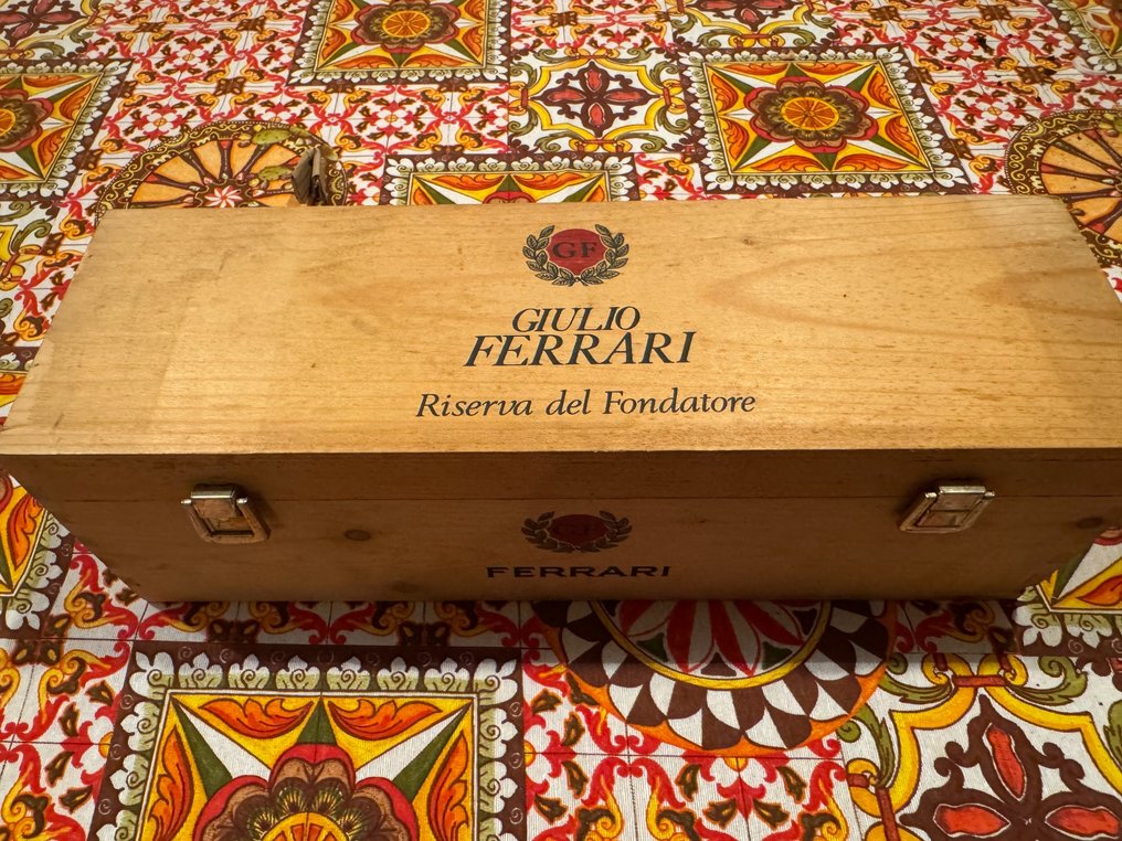 1987 Giulio Ferrari Riserva del Fondatore - 特伦托 - 1 馬格南瓶(1.5公升) #1.0