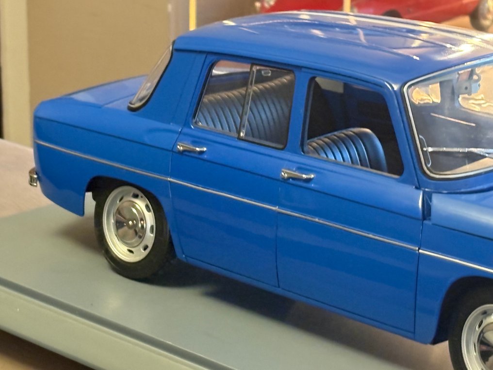 Eagle 1:8 - Model sports car - Renault Gordini r8 - R8 #2.1