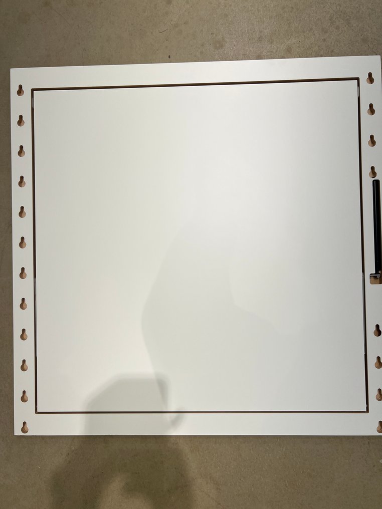 Ambivalenz - Malte Grieb - 桌子 - Fläpps 厨房桌 80x80-1 - 白色 - 胶合板, 桦木 - 第二选择 #3.2