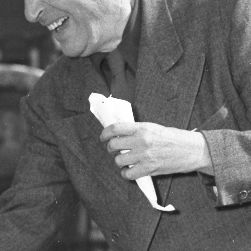 Cameraphoto Epoche/Vittorio Pavan - Marc Chagall con la moglie Bella Rosenfeld, Venezia 1948 #3.2