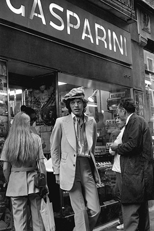 Cameraphoto Epoche/Vittorio Pavan - Mick Jagger e Bianca -Venezia 1971 #1.0