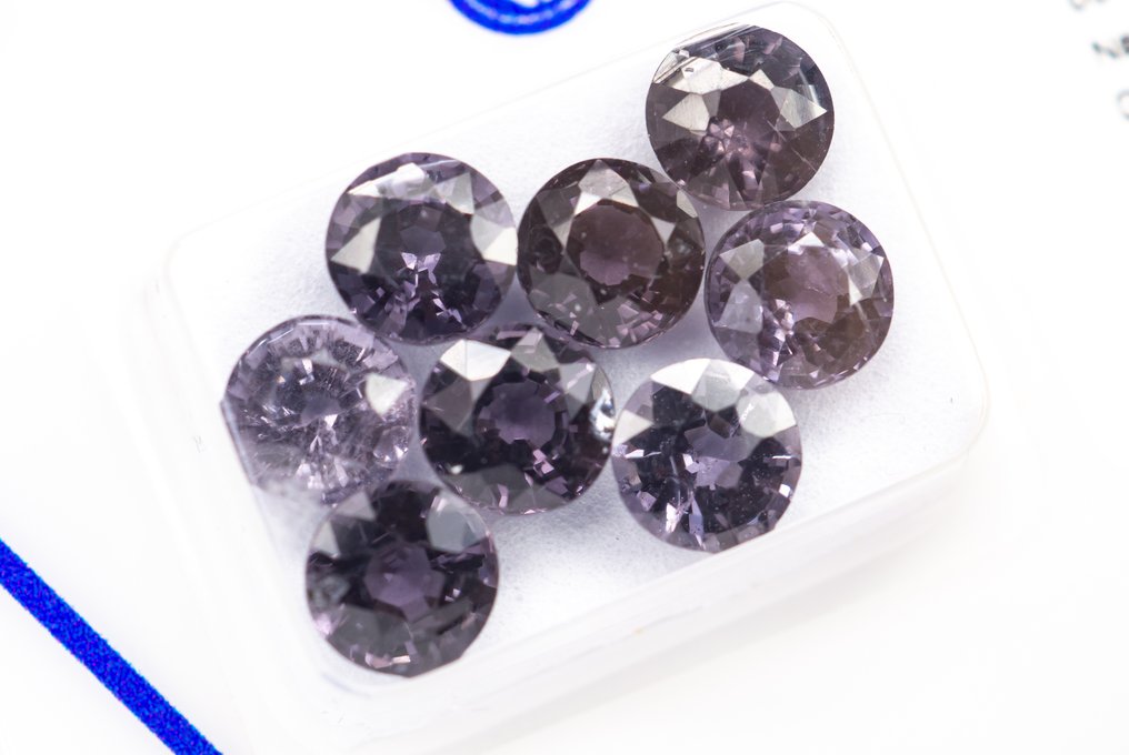 No Reserve Price - 8 pcs Spinel - 8.19 ct - Antwerp Laboratory for Gemstone Testing (ALGT) - Deep grayish purple #1.0