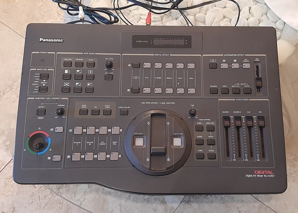Panasonic - AV Mixer WJ-AVE7 Analogue mixer #1.0