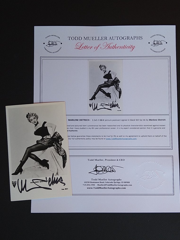 Shanghaï Express - Marlene Dietrich (+)  - Signed Photo on postcard #1.0