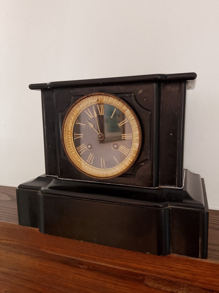 Mantel clock -   Marble - 1850-1900 #1.0