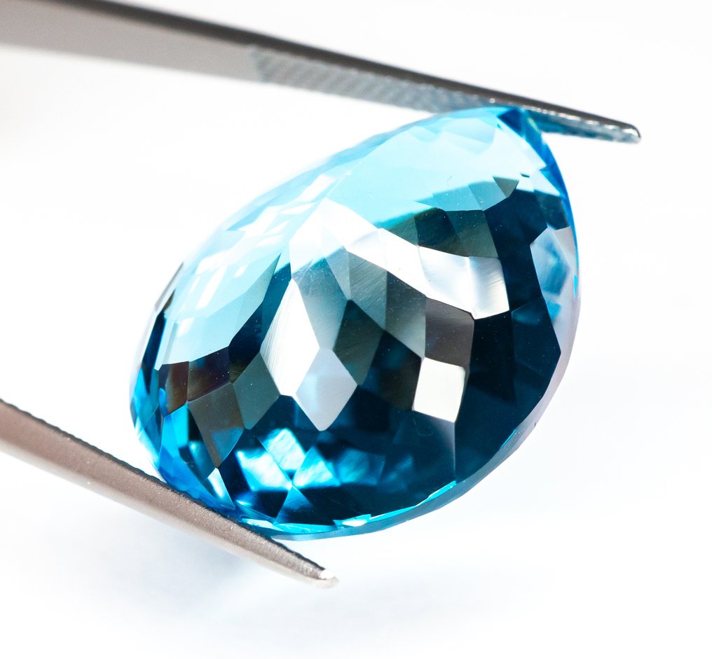 χωρίς τιμή ασφαλείας Τοπάζιο  - 35.40 ct - Gem Report Antwerp (GRA) - Έντονο 'Swiss' Μπλε #4.3