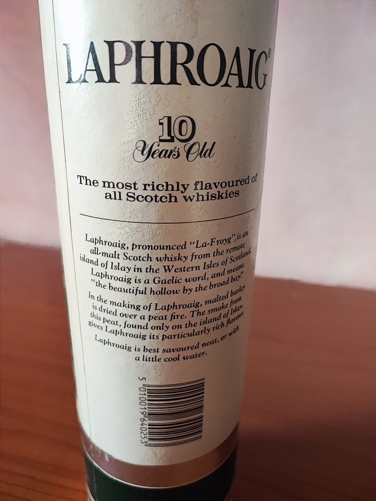 Laphroaig 10 years old Unblended Islay Malt Scotch Whisky - Cinzano Import  - b. Δεκαετία του 1980 - 75cl #4.3