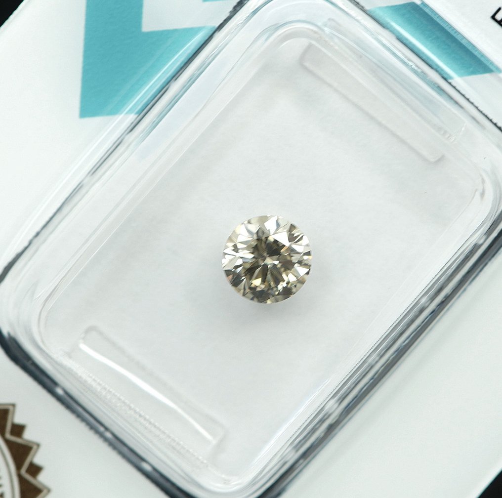 1 pcs Diamond (Natural coloured) - 0.56 ct - Round - Fancy light Greyish Yellow - SI2 - International Gemological Institute (IGI) #3.2