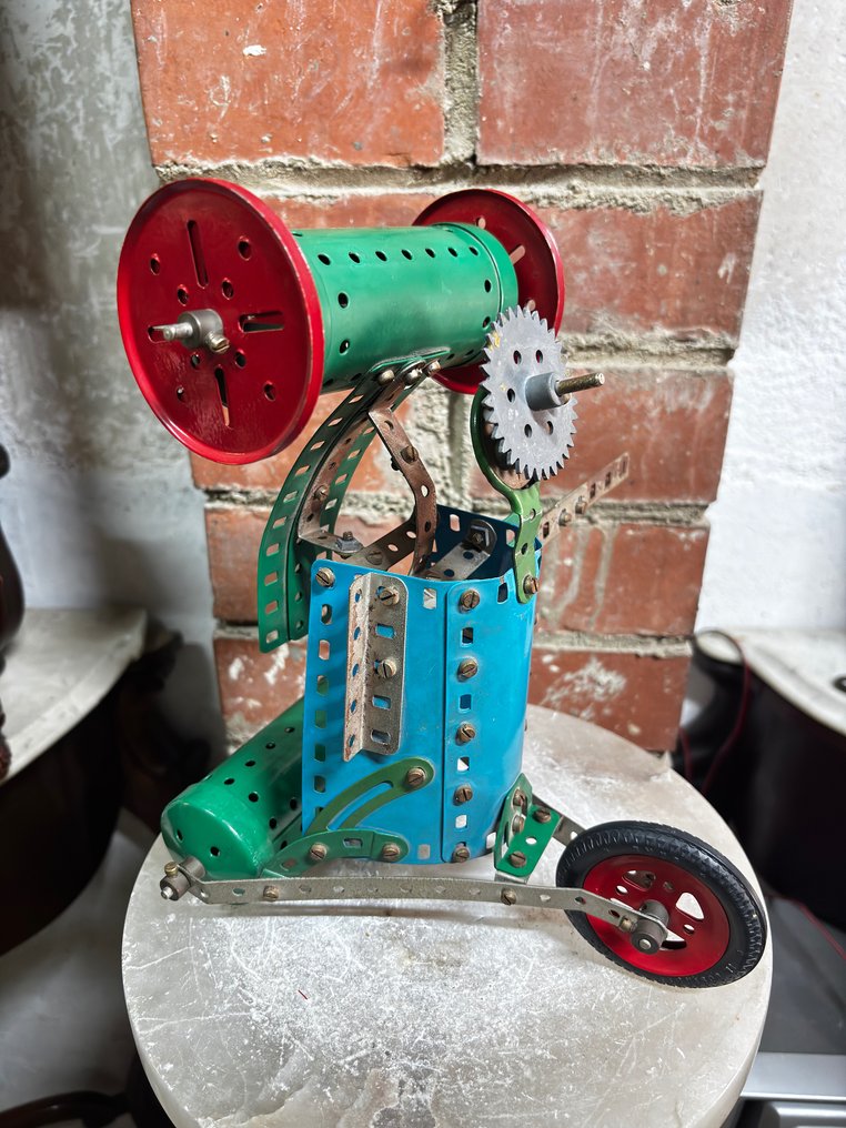 Enrico Baj (1924-2003) - Γλυπτό, Roller-Dragster - 23 cm - Σίδερο - 1985 #3.2