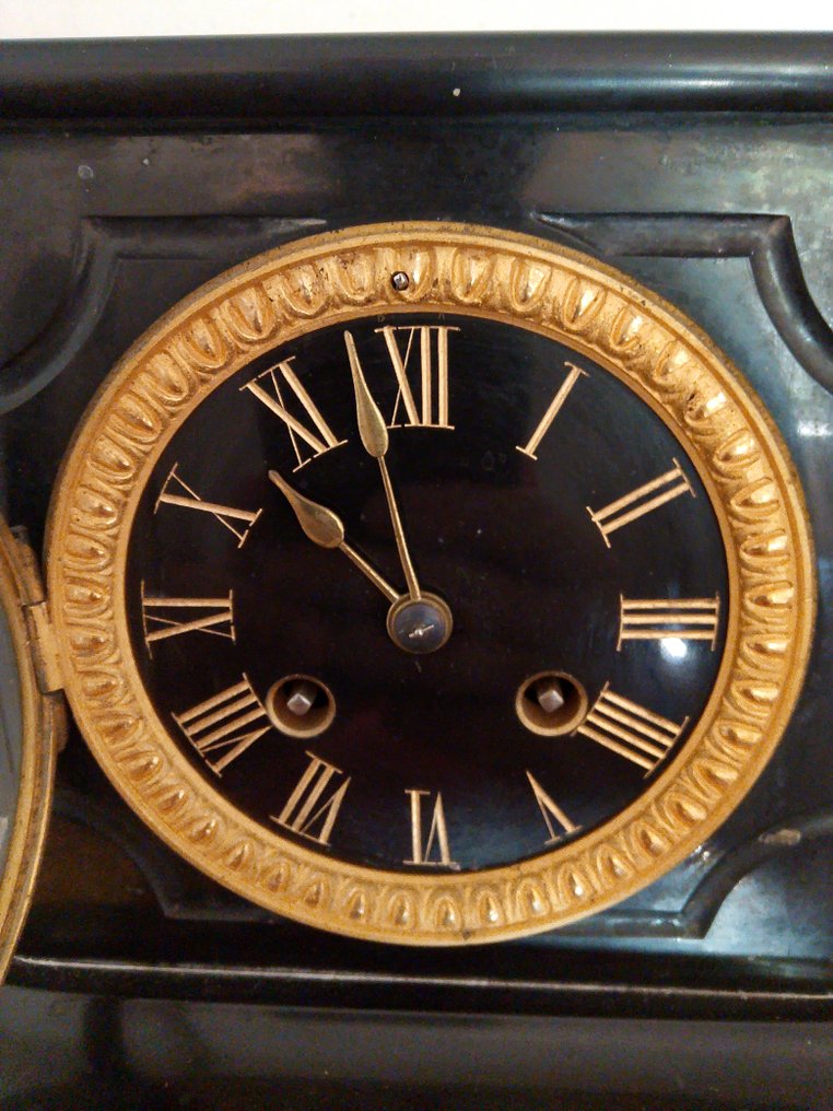 Mantel clock -   Marble - 1850-1900 #2.1