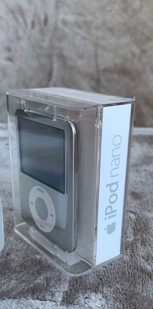 Apple - iPod nano iPod #1.0