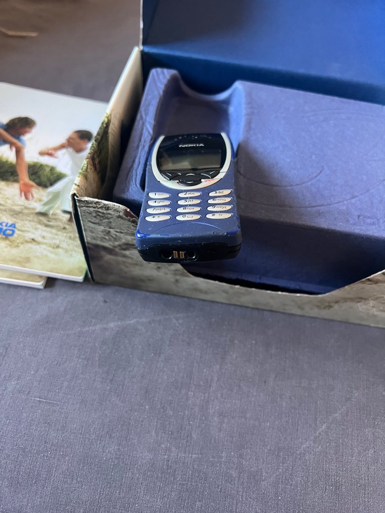 诺基亚 8210 - 移动电话 (1) - 带原装盒 #3.2