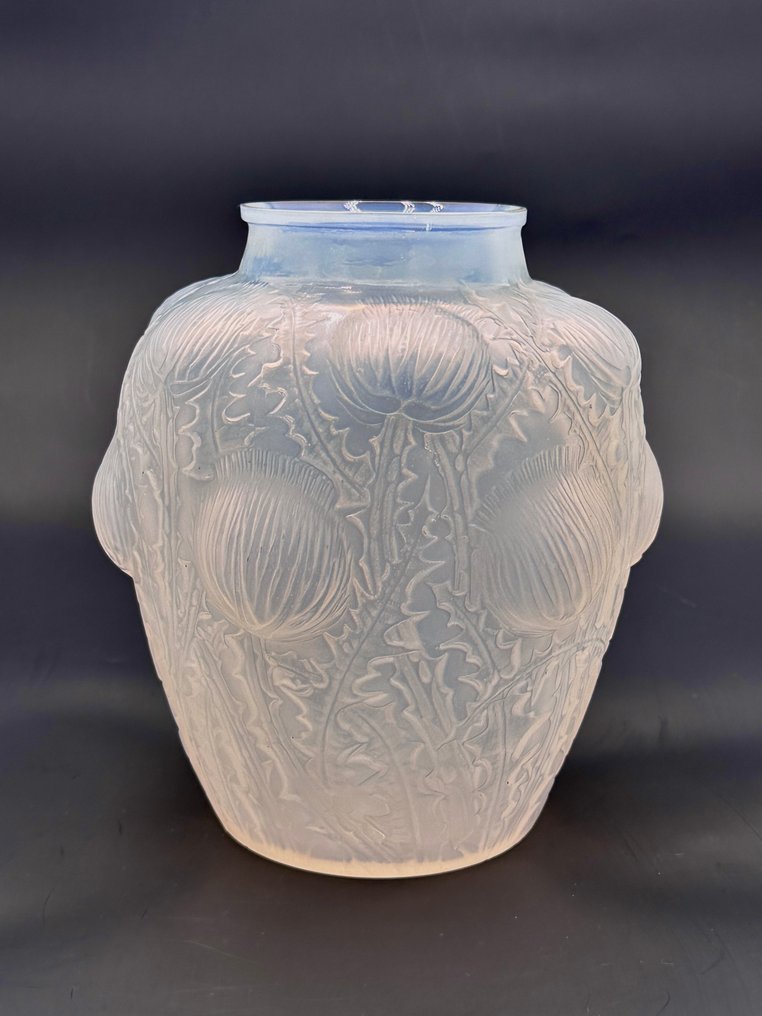 René Lalique - Jarrón - R Lalique 'Domrémy' Jarrón opalescente aproximadamente de 1926. - Vidrio #1.0