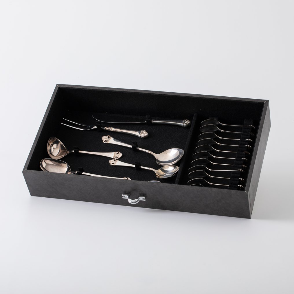 Robbe & Berking Bestekcassette - model Rosenmuster - Ménagère (70) - Argent 925 #2.1