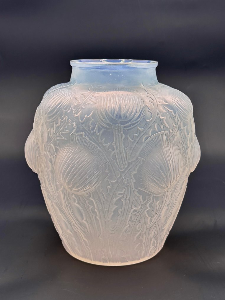 René Lalique - Jarrón - R Lalique 'Domrémy' Jarrón opalescente aproximadamente de 1926. - Vidrio #3.2