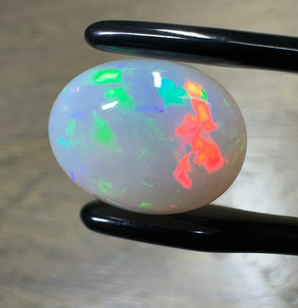 5,37克拉欧泊 弧面形- 1.07 g #1.0