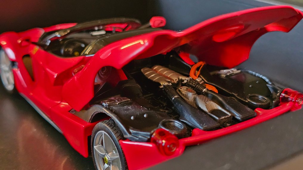 ArtFrames3D - Ferrari - Ferrari LaFerrari Aperta (2017) #3.2