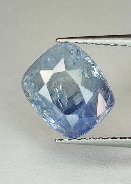 Blue Sapphire - 3.79 ct - Antwerp Laboratory for Gemstone Testing (ALGT) - NO HEAT #1.0