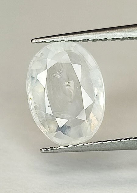 無色 藍寶石  - 2.36 ct - Antwerp Laboratory for Gemstone Testing (ALGT) - 无加热 #1.0