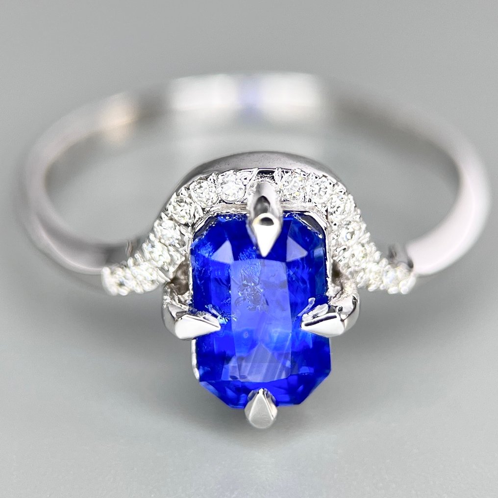 Ring - 14 karat Hvitt gull Safir - Diamant #1.0