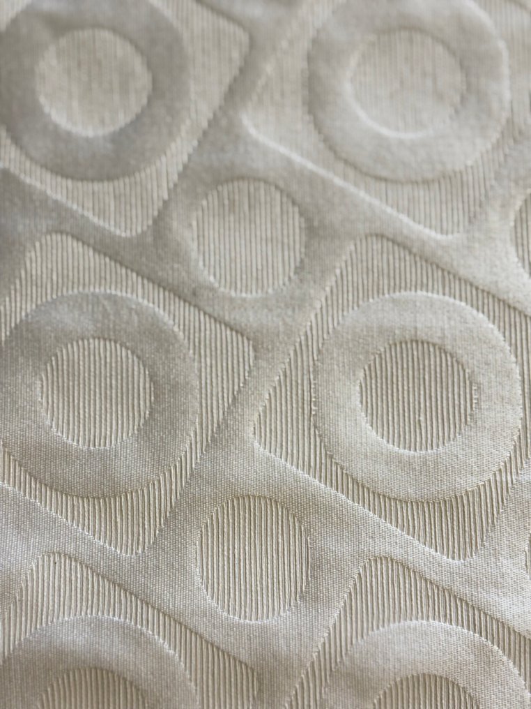 Tessuto optical white Space Age ovale - Textil  - 2.8 m - 2.68 m #1.0