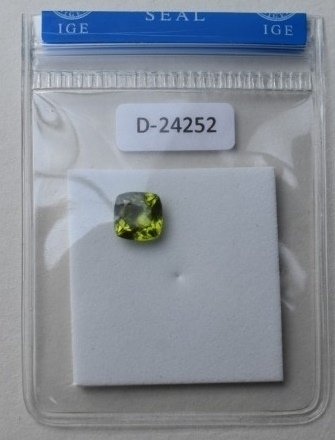1 pcs Verde Peridoto - 2,53 ct - Instituto Gemólogico Español (IGE) - Peridot 2,53 ct #3.2