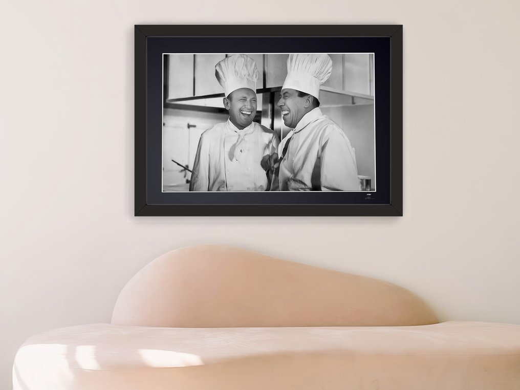 Bourvil & Fernandel - La Cuisine au Beurre (1963) - Fine Art Photography - Luxury Wooden Frame 70X50 cm - Limited Edition 01 of 30 - Serial 20438 - Original Certificate (COA), Hologram - 100% New. Shipping Reduction from 3 items #2.1