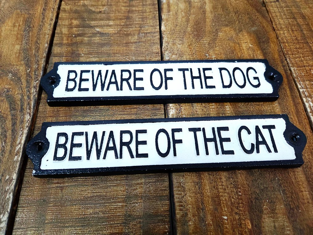  建筑装饰品 - 2020年及之后 - 2 个铸铁标志  #1.0