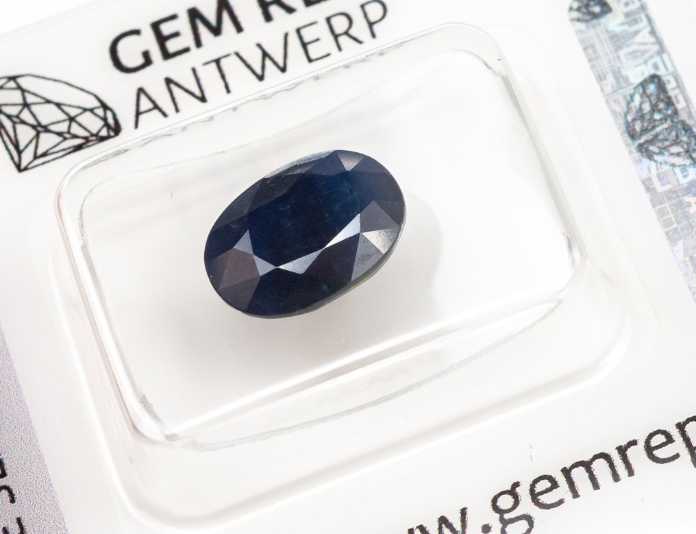 No Reserve Price Sapphire  - 3.24 ct - Gem Report Antwerp (GRA) - Deep Blue #1.0