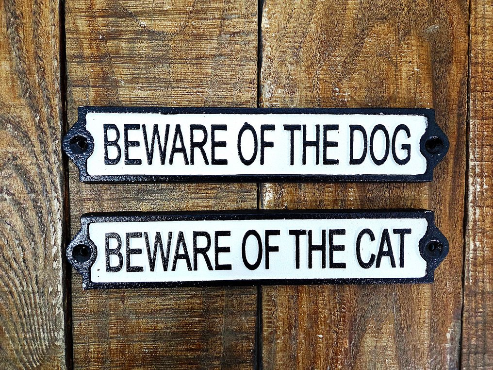  建筑装饰品 - 2020年及之后 - 2 个铸铁标志  #1.0