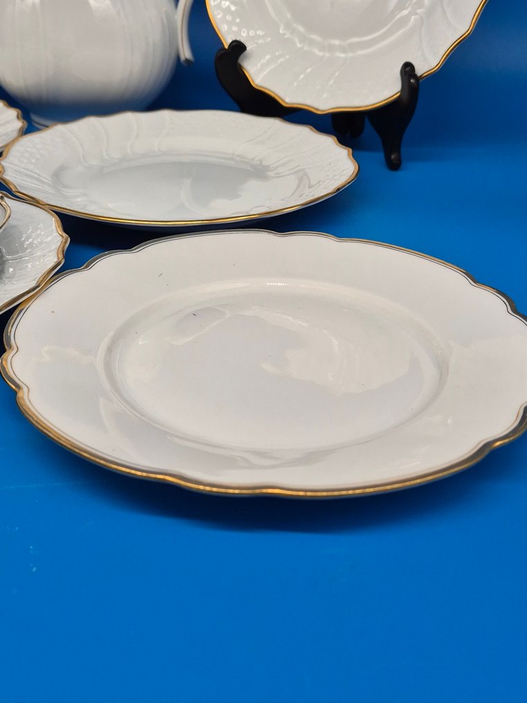 Lorenz Hutschenreuther – Kaffeeservice „Dresden“ – Porzellan mit Goldrand, signiert - Kahviastiasto - Posliini #2.1