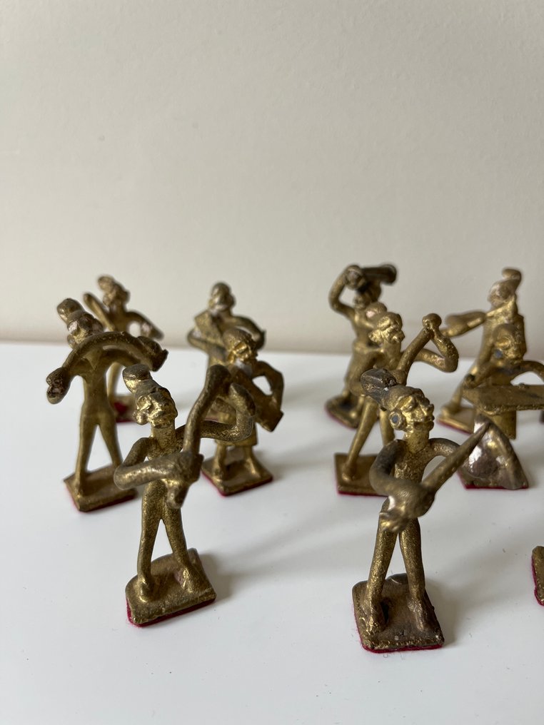 Figurka - Afryka  (Bez ceny minimalnej
) #1.0