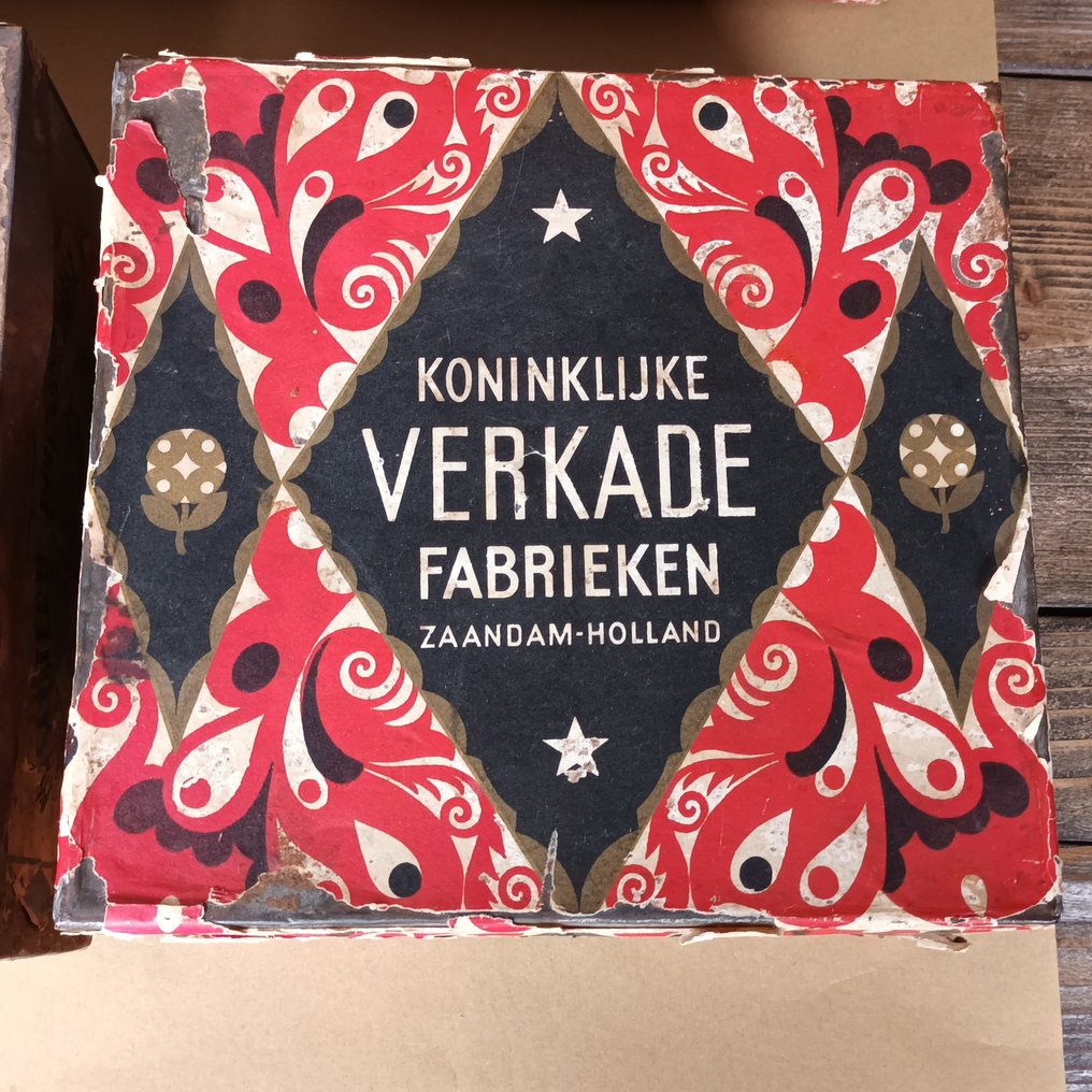 Verkade, Geslot Voreux, Delacre, Brun, Huntley and Palmers - Kagedåse (5) - Store købmands kagekasser. - blik #1.0