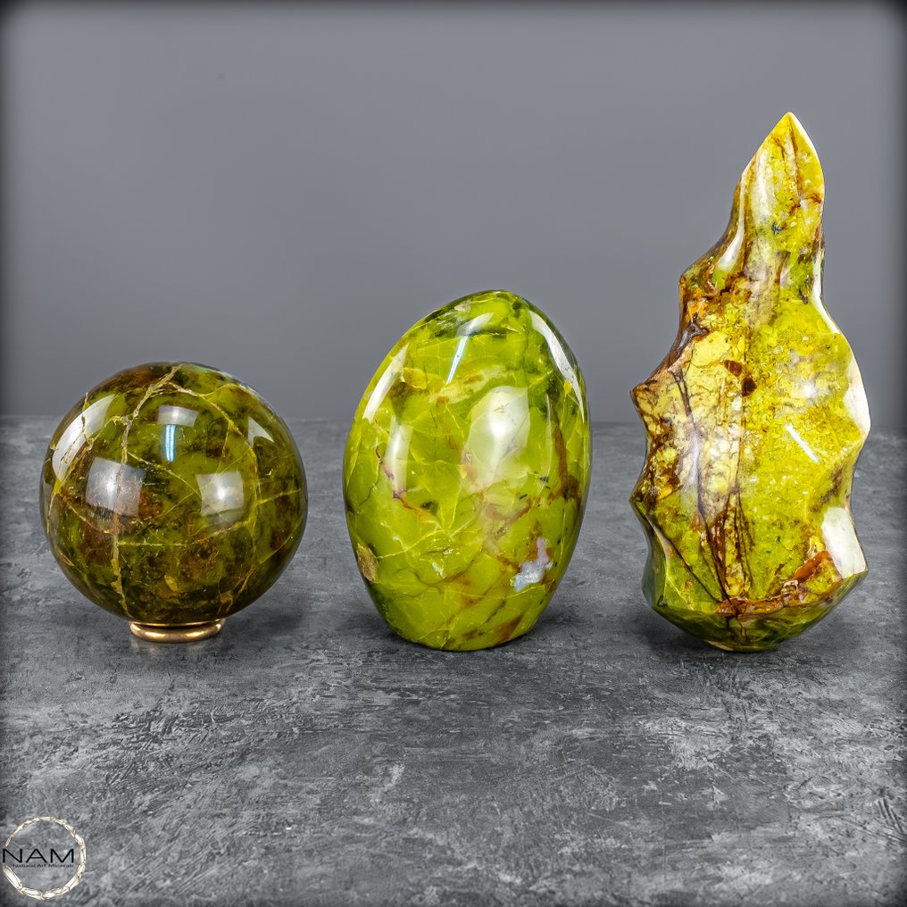 Opale Verde L'armonia del cuore: sfera, fiamma e forma libera in un'eleganza senza tempo- 1624.24 g - (3) #2.1