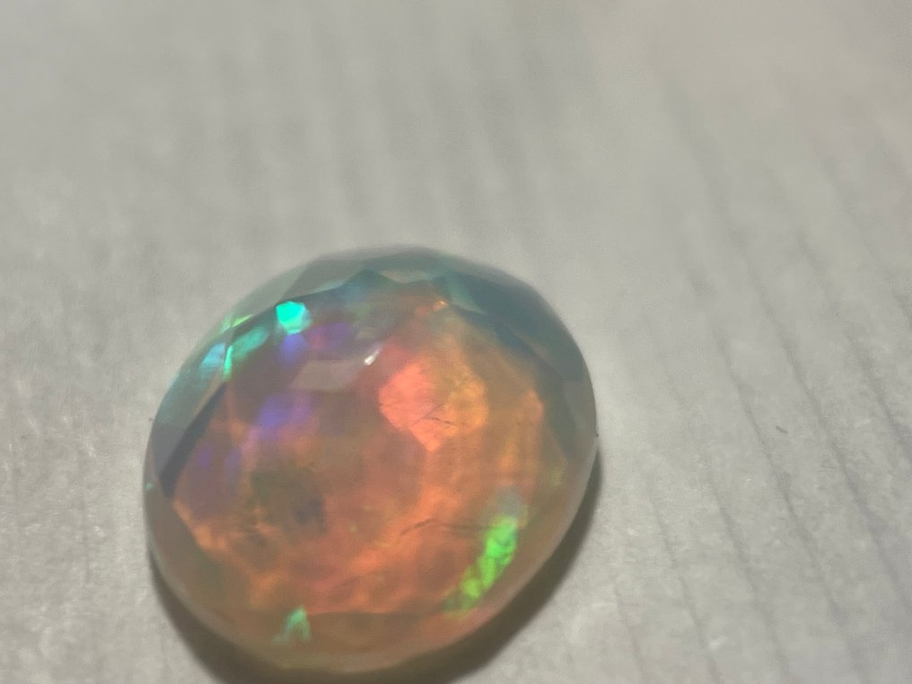 Senza prezzo di riserva - 1 pcs Bianco, Arancione, Multicolore Opale - 1.70 ct - Antwerp Laboratory for Gemstone Testing (ALGT) - Qualità del colore fine #1.0