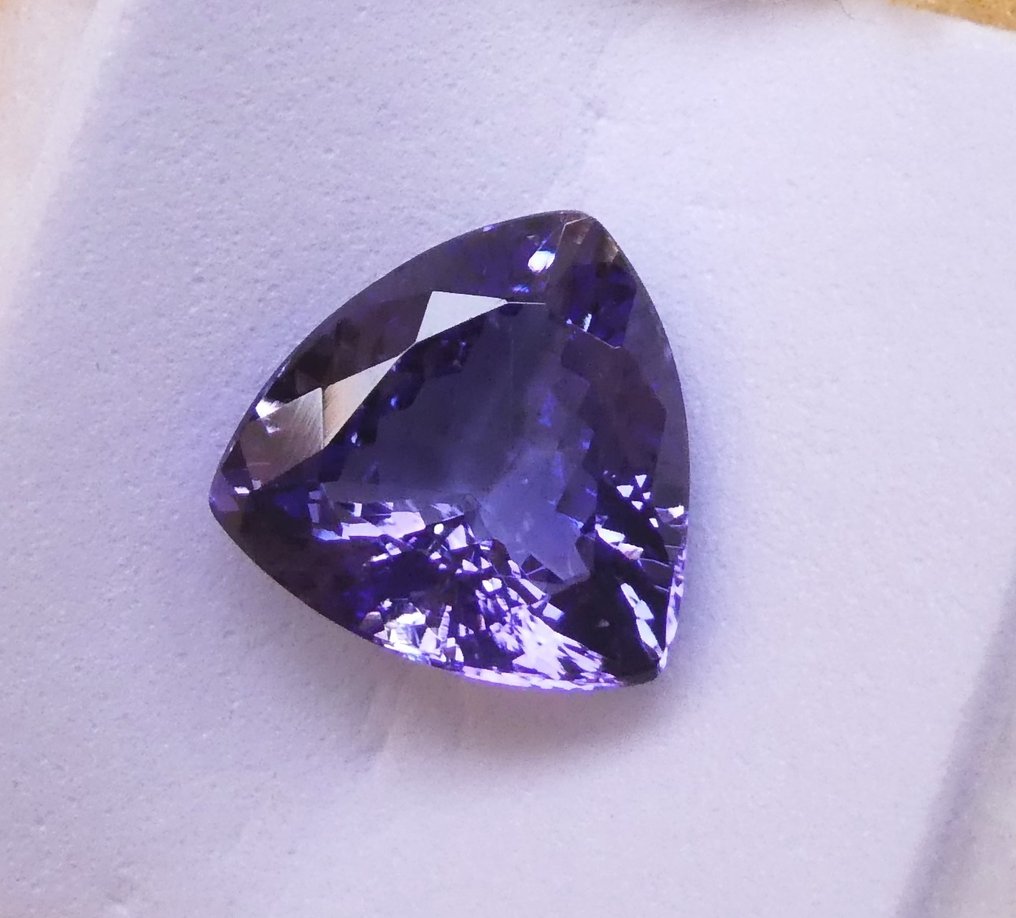 Tanzanit - 6.01 ct - Amerikai Gemmológiai Intézet (GIA) #2.1